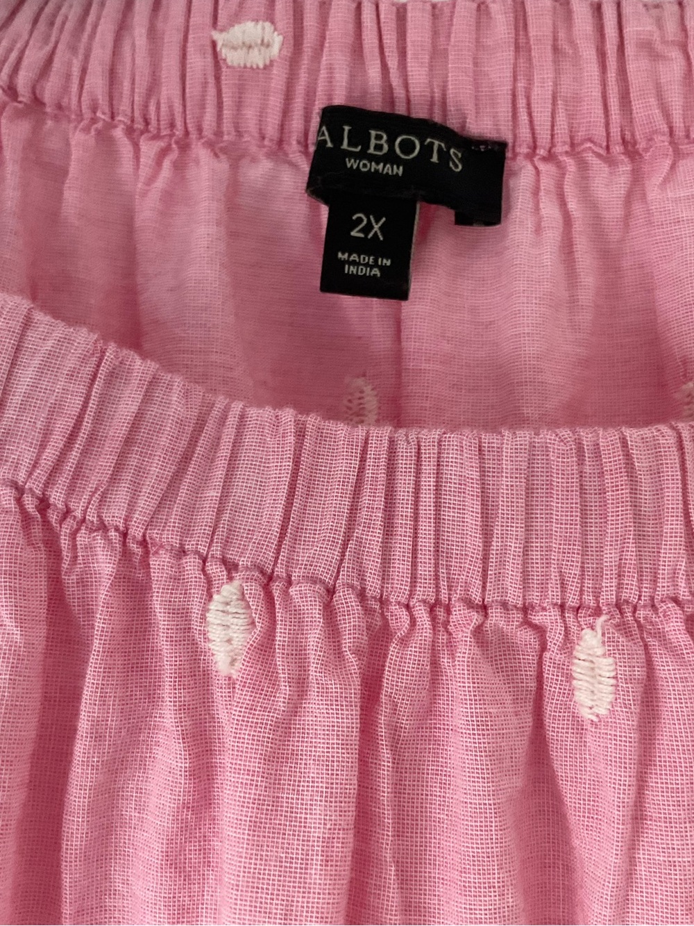 Talbots Pink Eyelet Appliqué Top Size 2X Like New - Picture 7 of 9